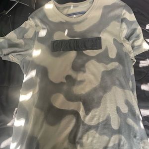 Jordan camo large shirt